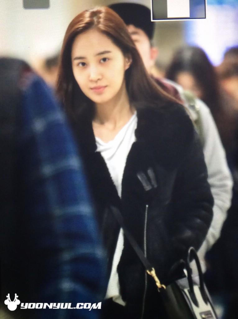 [PIC][13-01-2015]Yuri trở về Hàn Quốc vào sáng nay B7Lod3DCIAAYujq
