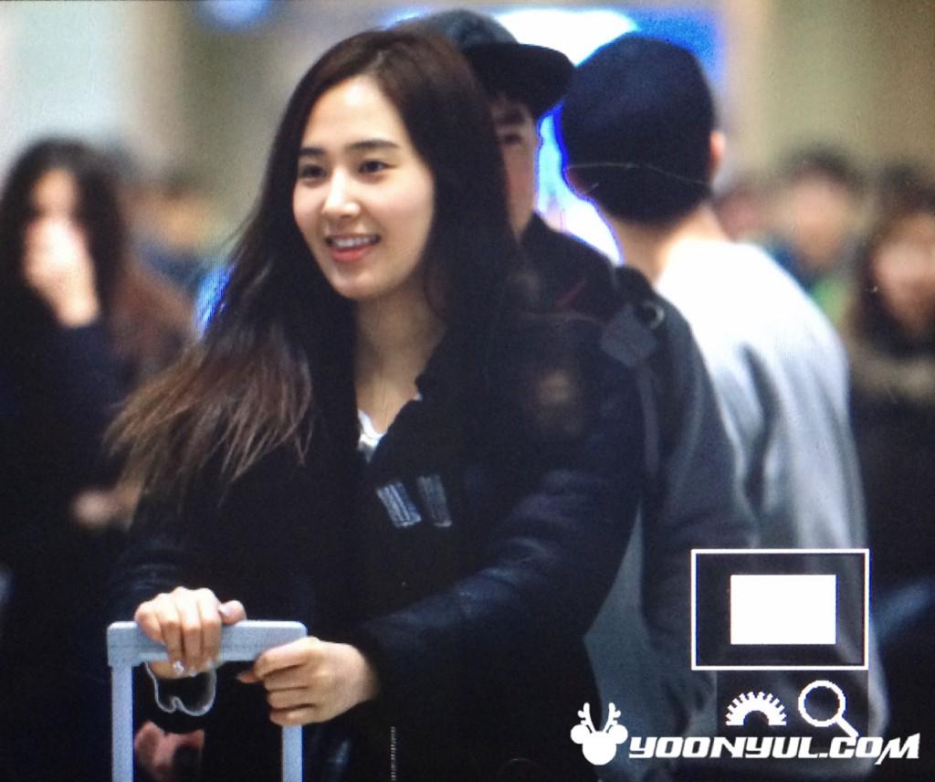 [PIC][13-01-2015]Yuri trở về Hàn Quốc vào sáng nay B7Lod3FCIAAAch1