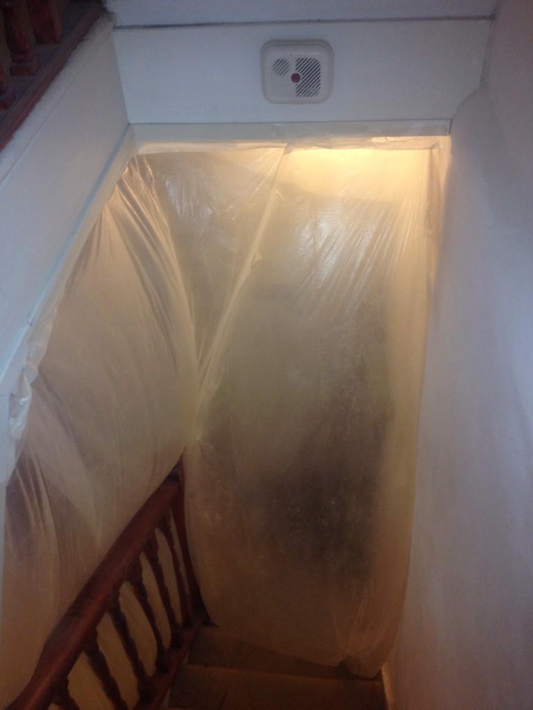 will_forster's tweet image. My house looks like a meth lab! #beakingbad #dampproblems