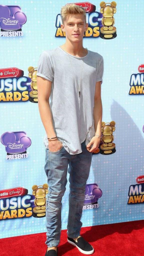 Happy Birthday Cody Simpson!! 