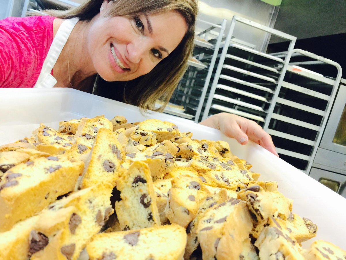 We've got cookies fresh out of the oven! #LibbyLicious #cookies #bakery #foodies #chocolate #chocolatechip #treat