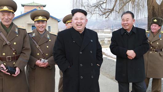 Happy birthday kim jong in! *iya tau ini kim jong un plis ketawa* 