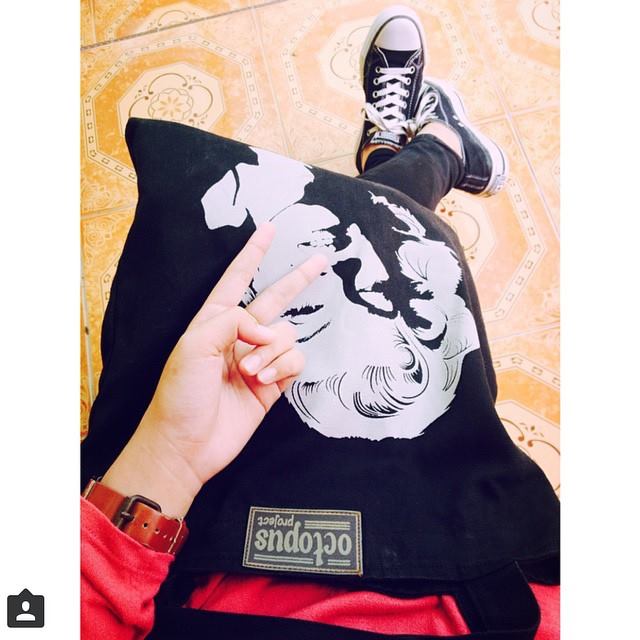 UCSSHOP1's tweet photo. TOTE BAG!! IDR 75.000 AJA. BELI LEBIH DARI 2 DAPET DISKON PASTINYA LOHHHH http://t.co/HoM4ZOUKy7
