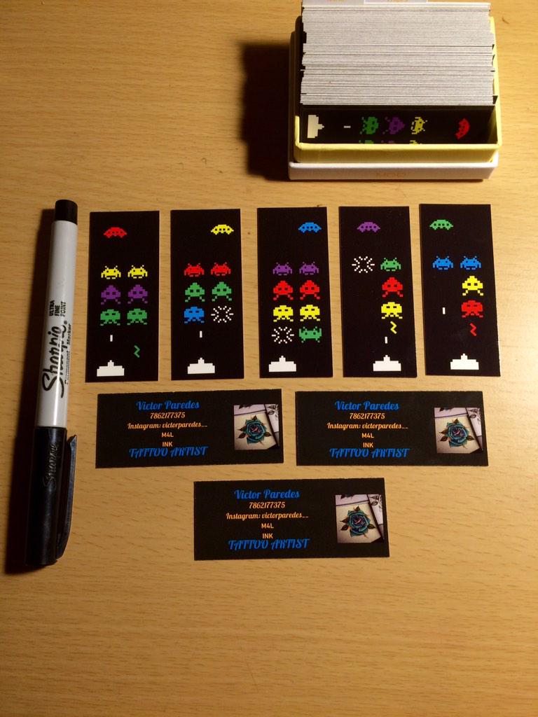 viciousm4l's tweet photo. Just arriving from the Orion constellation free shipping, for you earthlings 👽 http://t.co/1xFGEOS3Ot