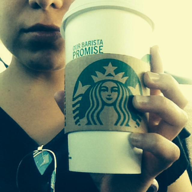 emmy_valverde's tweet image. Como te extraño :'( #starbucksdate #Starbucks #missthatplace