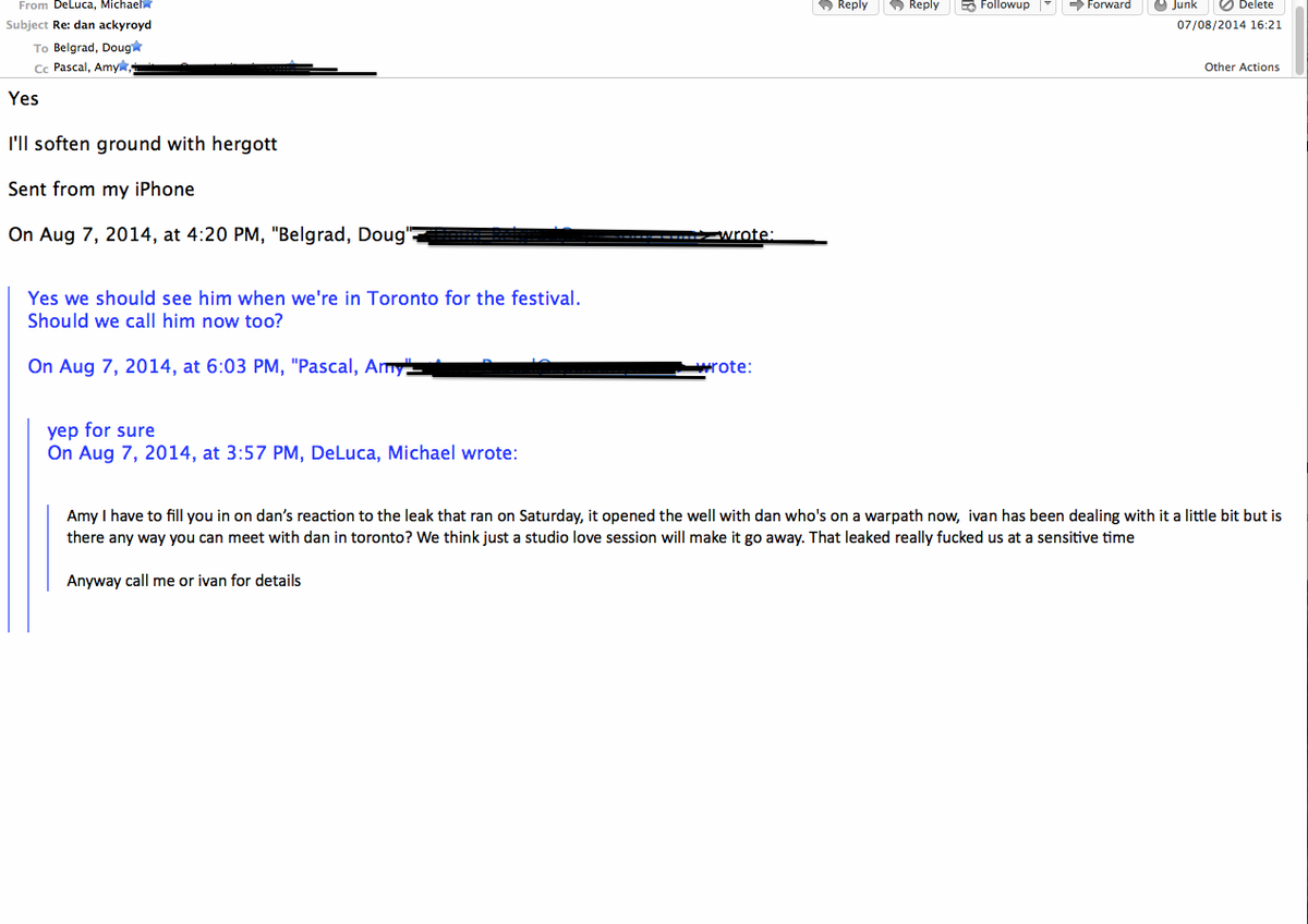BikiniRobotArmy's tweet photo. #DanAykroyd is pisseed about #Ghostbusters leak. #SonyHack #sonyemails #sonyleak #amypascal #IvanReitman #BillMurray http://t.co/3y5WtJ4DQS