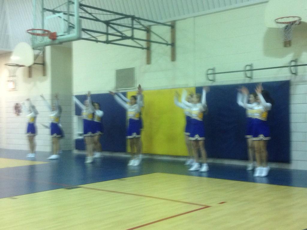 SkarzynskiS's tweet photo. #wdsd7 Generating Panther spirit at home today! Cheering us on! @WDJH203 http://t.co/xoZ6ItPrav