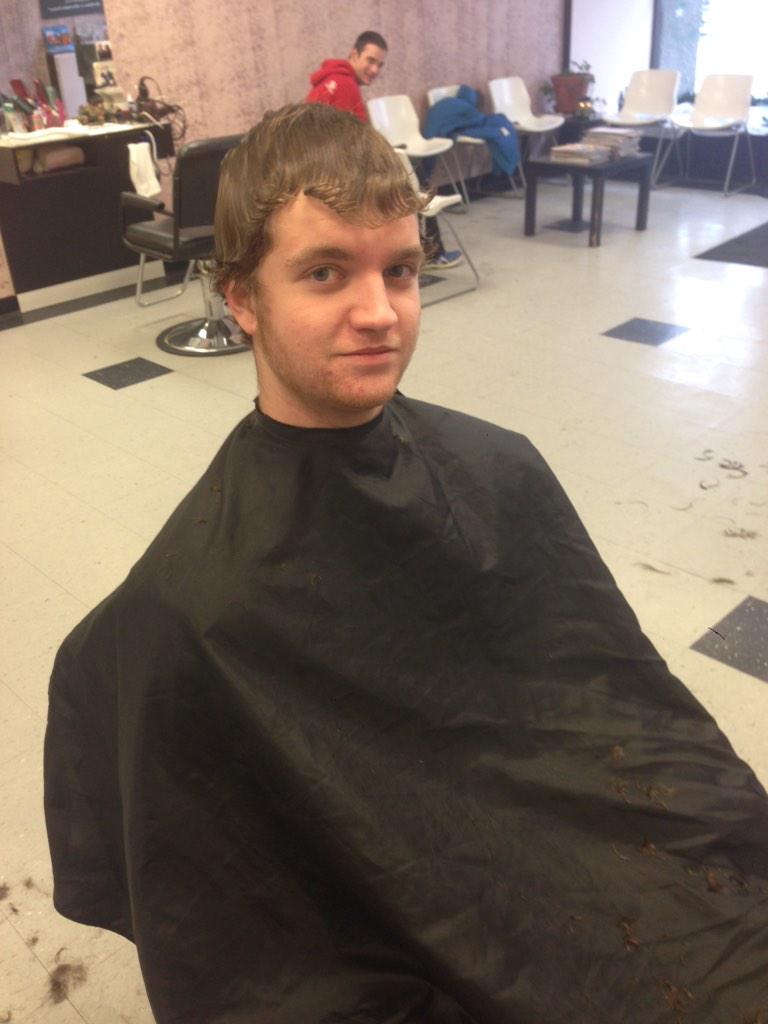 austineddy28's tweet photo. Took good 'ol Mikey out for his first haircut. They grow up so fast. #babysfirstcut
R.I.P. Mike's lettuce. http://t.co/bJtdlEkv0O
