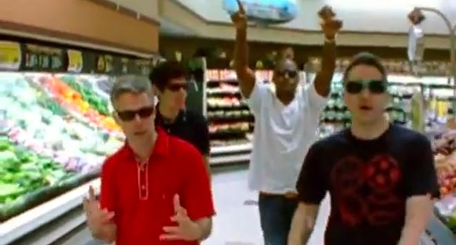 MetroLyrics's tweet photo. .@beastieboys + @Nas just dropped a previously unreleased video for #TooManyRappers: watch NOW http://t.co/VCUAxtvZ0P http://t.co/69AGSULOu7