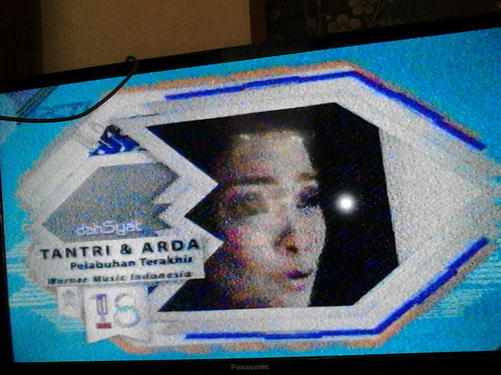 Alhamdulillah RT <a href="/debychyntia_/">Debychyntia</a>: Deretan 18 .. alhamdulilah naik <a href="/tantrikotak/">Tantrisyalindri</a> @ardaNAFF