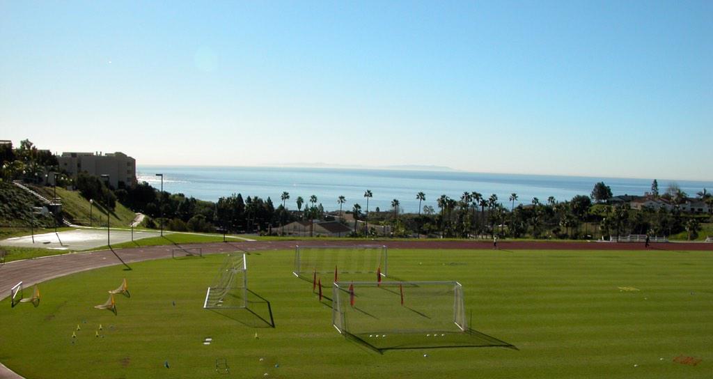 pgkadaily's tweet photo. Not a bad place to have a keeper camp! http://t.co/OFuxwalyLk