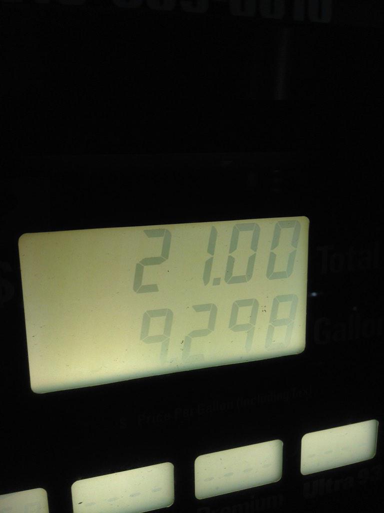 Seth_Miller_'s tweet image. "How much did you spend on gas?"         #EmptyToFull #TheOnlyPerkOfAPrius