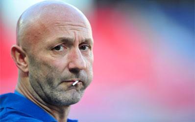 ノイアーが史上最強GKだと言われていますが、真の史上最強GKは