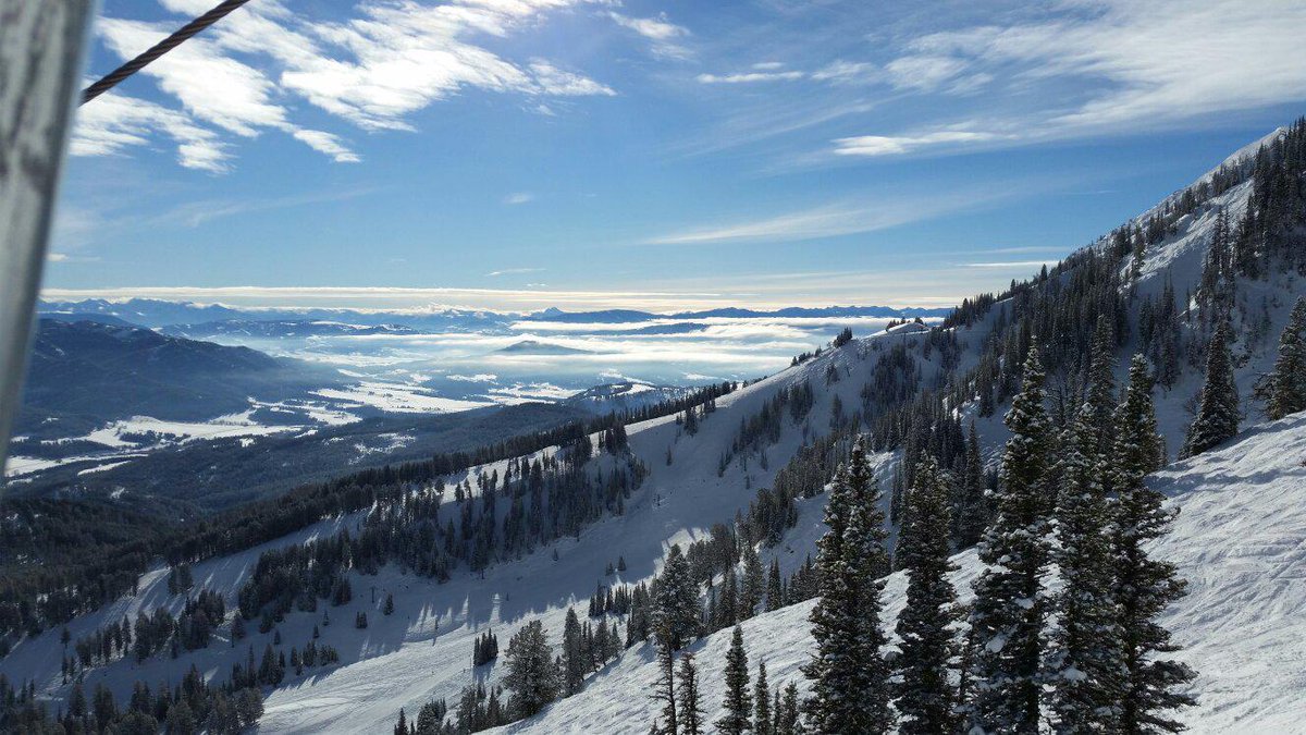 MTsevereweather's tweet image. Bluebird day at Bridger today, just enough powder left over for good times #bridgerbowl #wheredidbreakgo