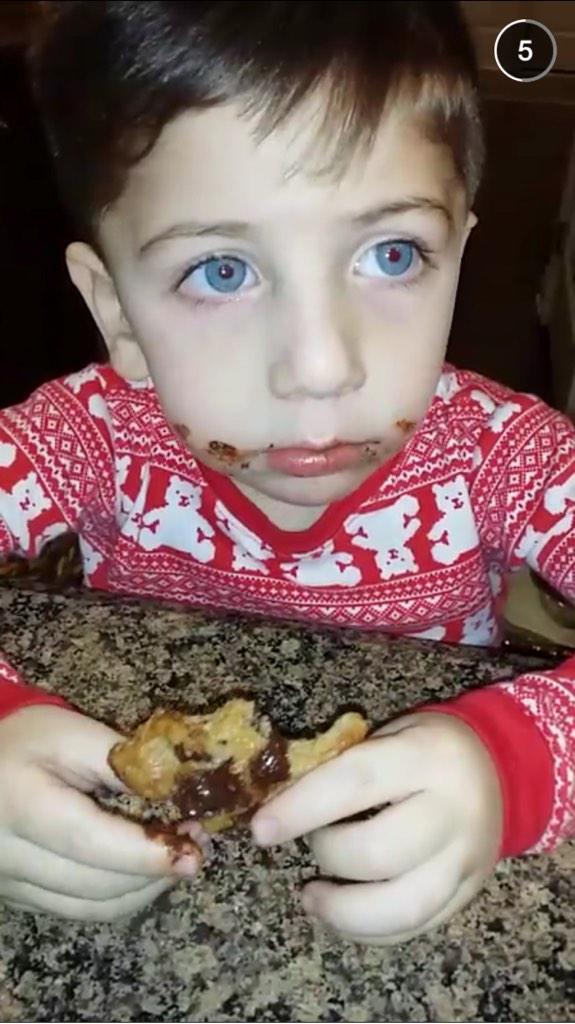 ParadiseLife_1's tweet photo. When the cookies are gone.. http://t.co/WiwUGTVRWe