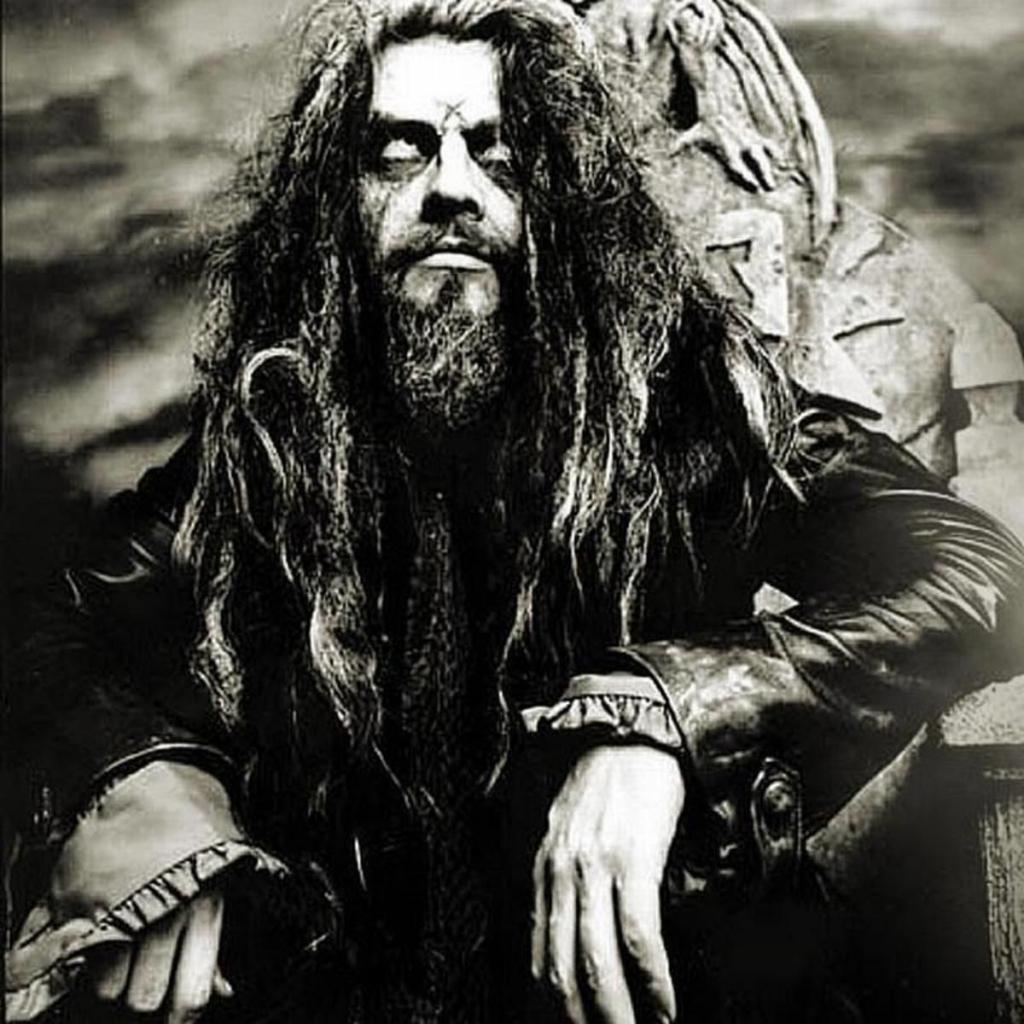 Let us not forget the great Rob Zombie. Happy 50th birthday you sexy freak! 