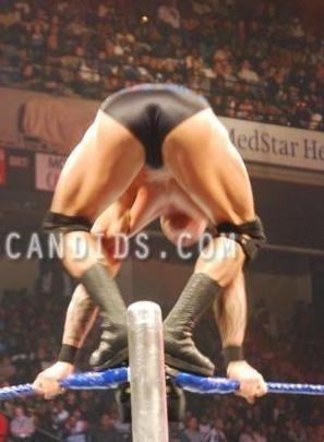 Tweet Randy Orton`s Butt.