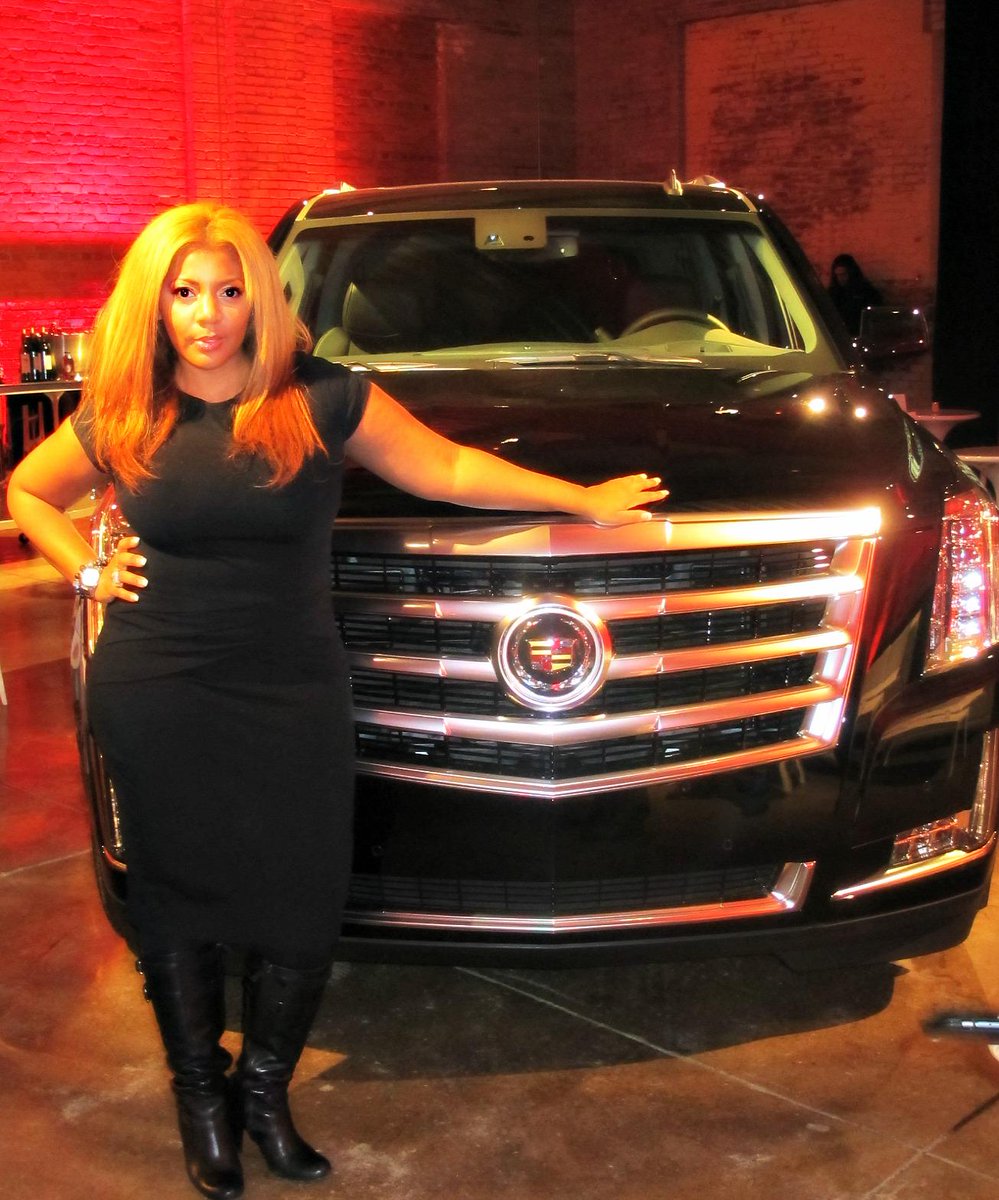 ZondraHughes's tweet photo. OMG!! Just fell in love with this NEW black #Escalade at #DesignbyDetroit http://t.co/FuNYvOlpvj