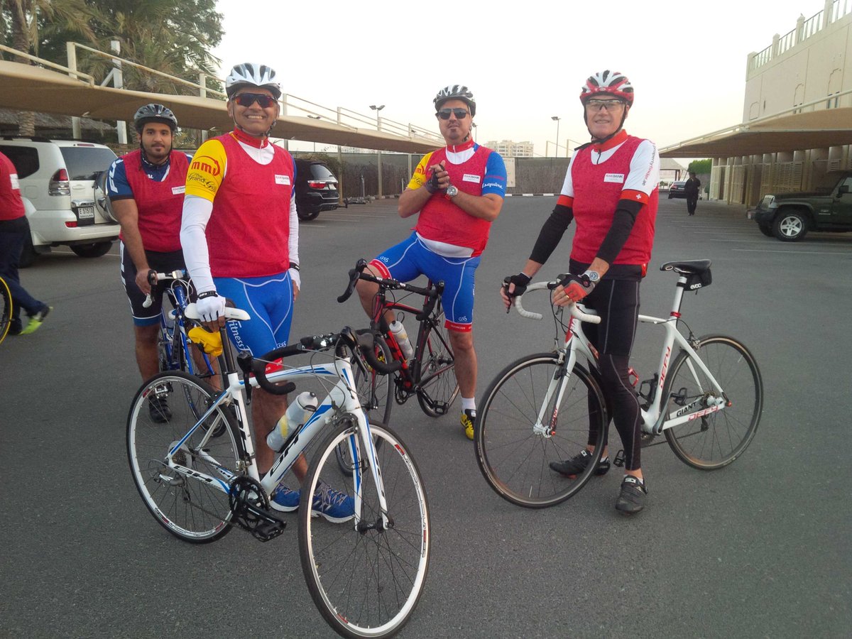 TeamLMT's tweet photo. @RAKBANKLive CEO Peter England ready to #cycletoworkuae with #TeamSWR @SWRLive @thenationaluae @nevhopwood http://t.co/uiFV6mkQ9N