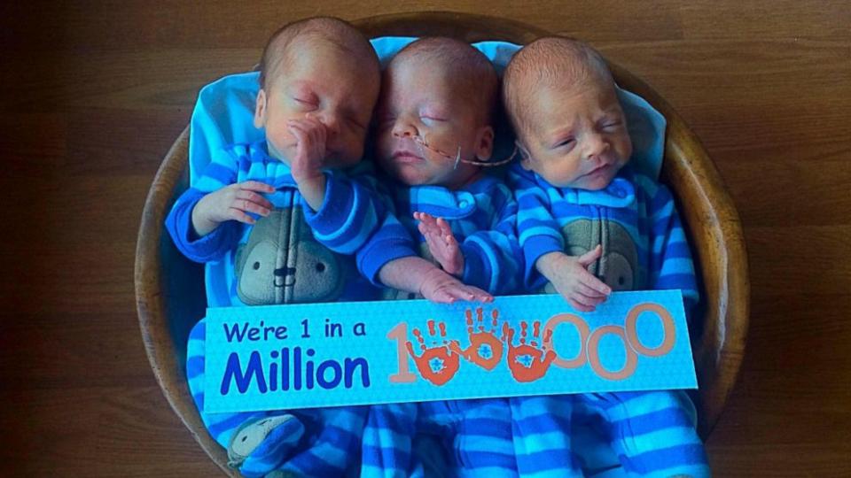 1... or 3... in 1,000,000: Identical triplets born in December are finally able to go home: abcn.ws/1ycKaCW