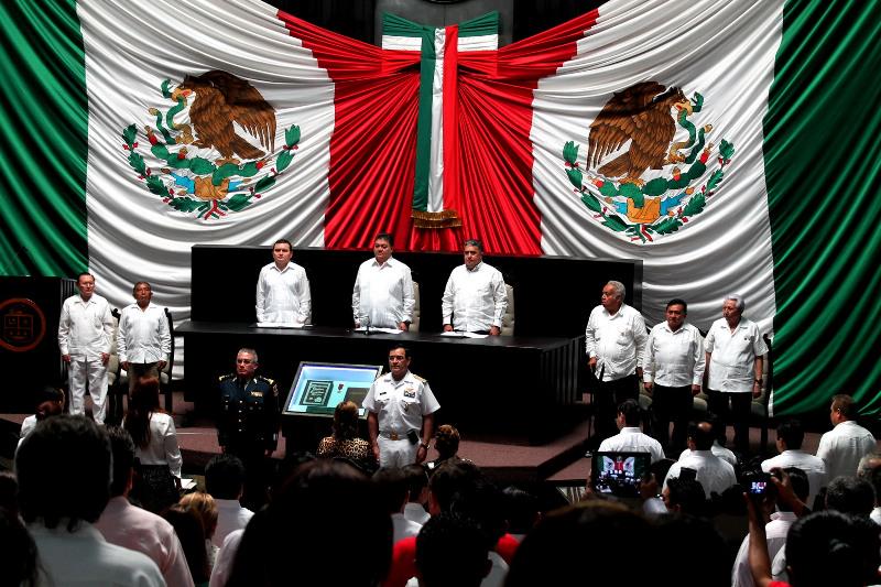 DAVIDROMEROVARA's tweet photo. Quintana Roo, tierra de oportunidades para el trabajo honesto y productivo http://t.co/rnxZTTIg3C http://t.co/NtTsVPm0p0