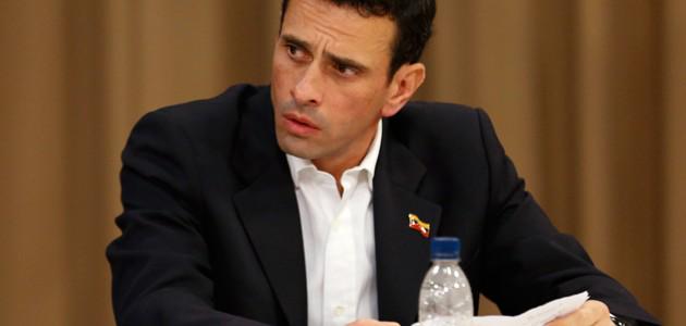 mirage9jt's tweet image. @Gral_Vivas_P Carta Abierta a Henrique Capriles ow.ly/He3yc    RT MASIVO, TOMA TU TOMATE CAPRILITO!