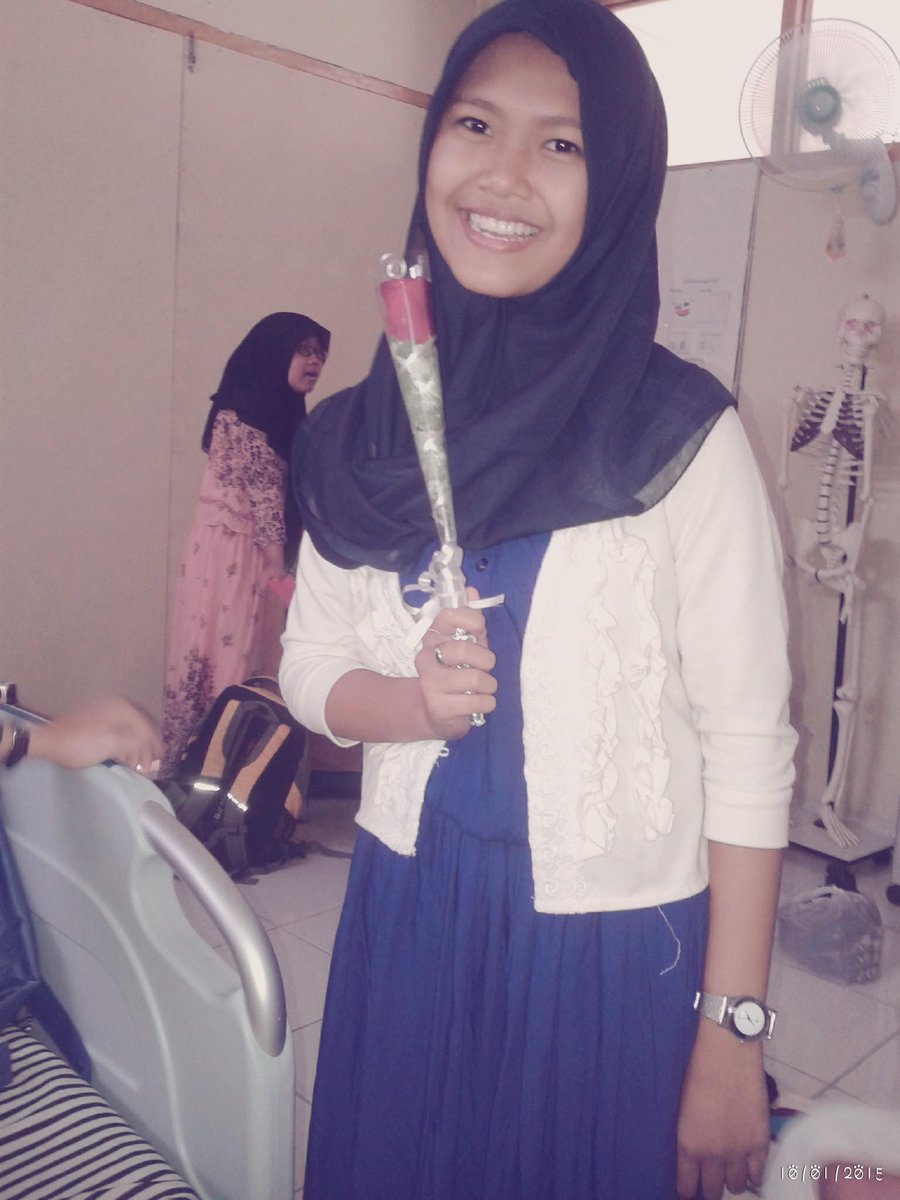 Monmon (@monikafantika) on Twitter photo 