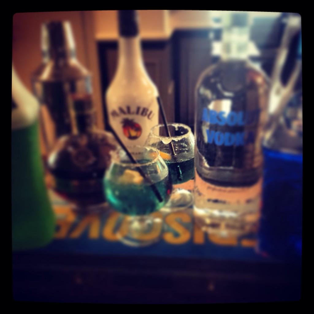 Getting ready for #AusOpen #cocktails to keep the ladies cool <a href="/TimeOutMel/">Time Out Melbourne</a> <a href="/Happiest_Hour/">Happiest Hour</a> <a href="/Melbourne/">Melbourne, Australia</a>