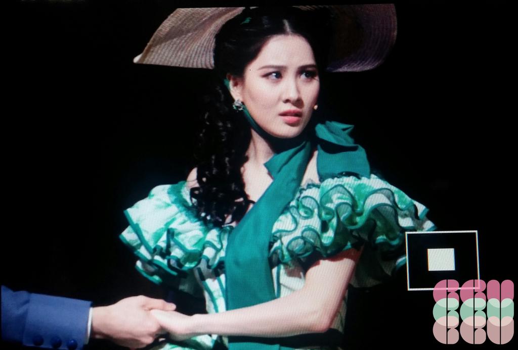 [OTHER][10-11-2014]SeoHyun tham dự buổi họp báo cho vở nhạc kịch mới của cô "Gone With The Wind" - Page 3 B7NPqgOCUAIyrzD