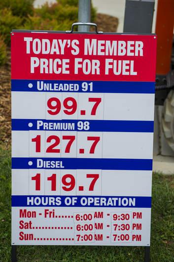 canberratimes's tweet photo. For first time in ages, there's a petrol price sign in Canberra that doesn't begin with a 1. http://t.co/cYveRI4492 http://t.co/vtcPUkCOMx