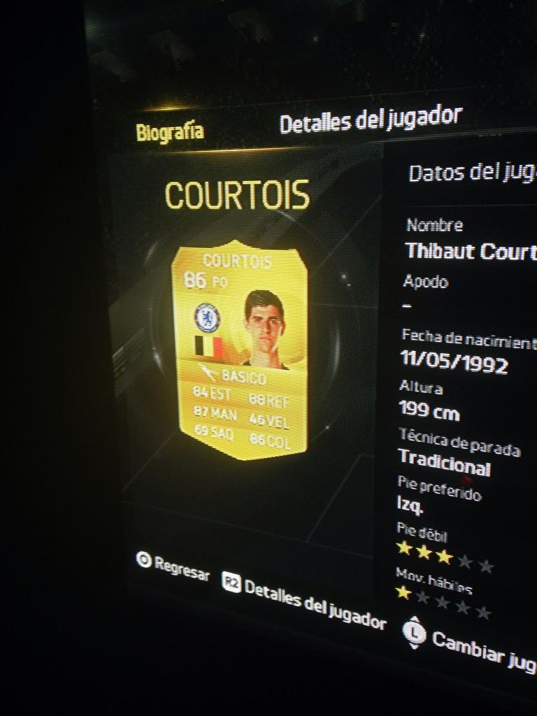 Er7_Y_Archie's tweet photo. Pues no es un toty pero se vende por algo jaja😂 #UltimateTeam #ps4 #TOTY #fifa15 recuerden sigamos y participen 50k http://t.co/HQv9c7Lo2x