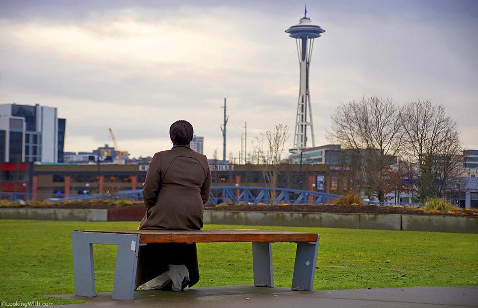 LookingWithCom's tweet photo. Looking With Gladys, http://t.co/06alfsDs6G
#photography #travel @balafunArt #SpaceNeedle #Seattle #WA #USA http://t.co/cMdEKkTCoB