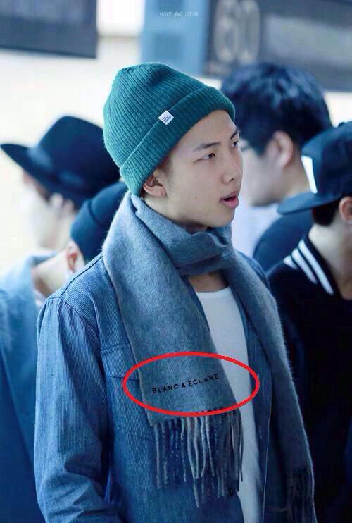 ARJessicajung's tweet photo. معلومة | راب مونستر من bangtan boys يرتدي وشاح من ماركة جيسيكا BLANC&amp;ECLARE . http://t.co/mMc0NXPMNs