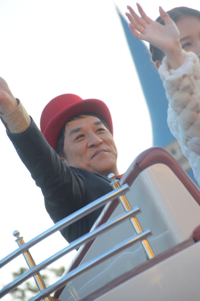 画像 東京ディズニーランド アナとエルサのフローズンファンタジー 1 13の初日に声優陣のサプライズ登場 Naver まとめ