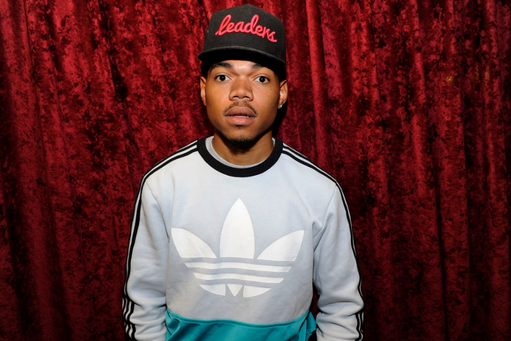 CrowdflareIt's tweet photo. With "Surf" on the way, where do you want to see @chancetherapper perform? #Crowdflare it at http://t.co/T7lQ6cN971 http://t.co/kL0P1tbgLJ