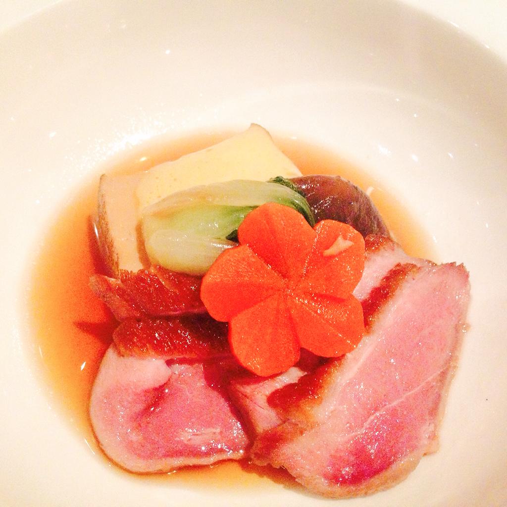 servicex2's tweet photo. Hearts sing praises to @Zest_Japanese & family @Tatsuyawine & #chefyoshi Absolutely perfect evening #tinafundraiser http://t.co/h9aJy3yTH6