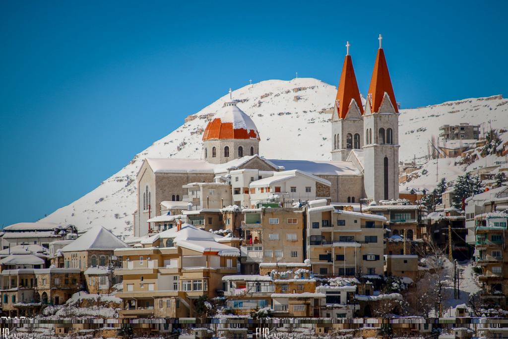 sflebanon's tweet photo. #Bchareh #north #lebanon #zeinastorm http://t.co/iqWCaRR72j