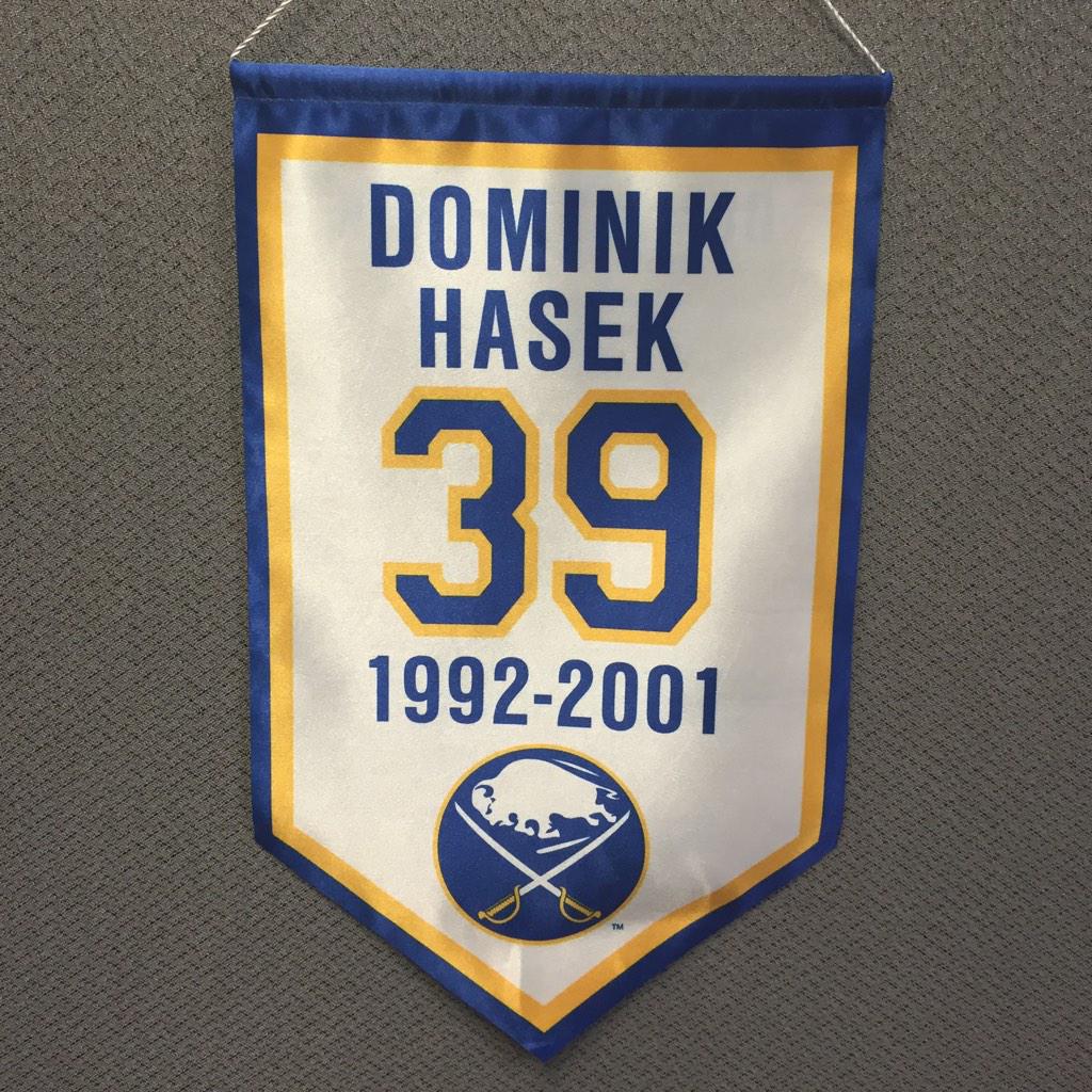 Soirée Dominik Hasek à Buffalo B7O8WGvCMAABb-d