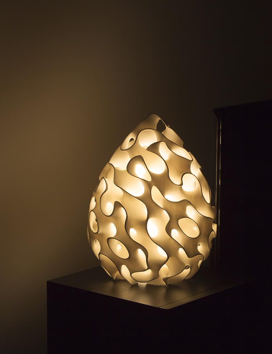 Materflow's tweet image. More -Materflow Design- For sale soon at our website! #Materflow #3Dprinting #SLS #light #design