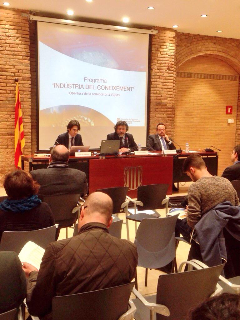 Catalonia_EU's tweet photo. From idea to the market: Catalonia's new #KnowledgeIndustry Programme http://t.co/grqiYAOxgl (EN) #ERDF 2014-2020 http://t.co/NLTCaNbALm