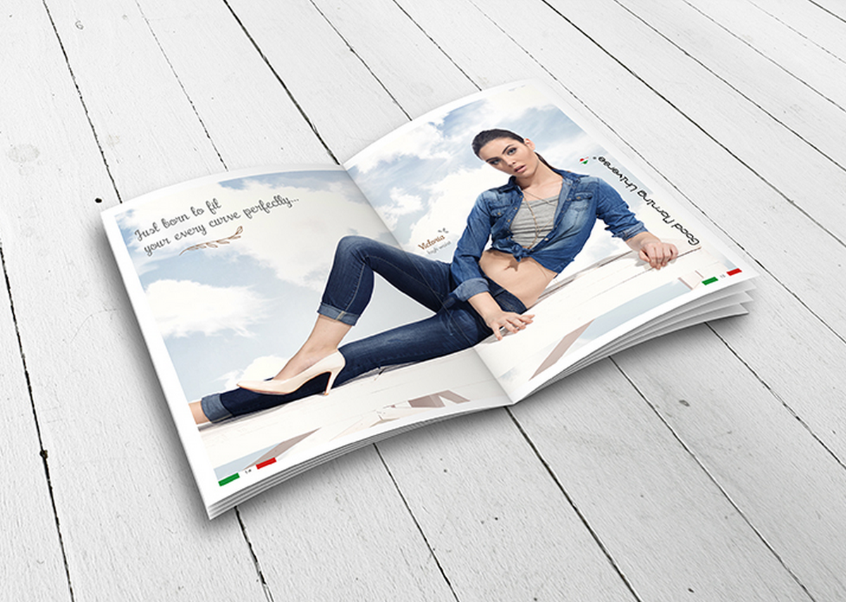 federlightHQ's tweet photo. Check This! Good Morning Universe - Spring/Summer Catalogue 2015 http://t.co/k0zzgihJ55 #catalogue #design @Behance http://t.co/AFxwAQyTuI