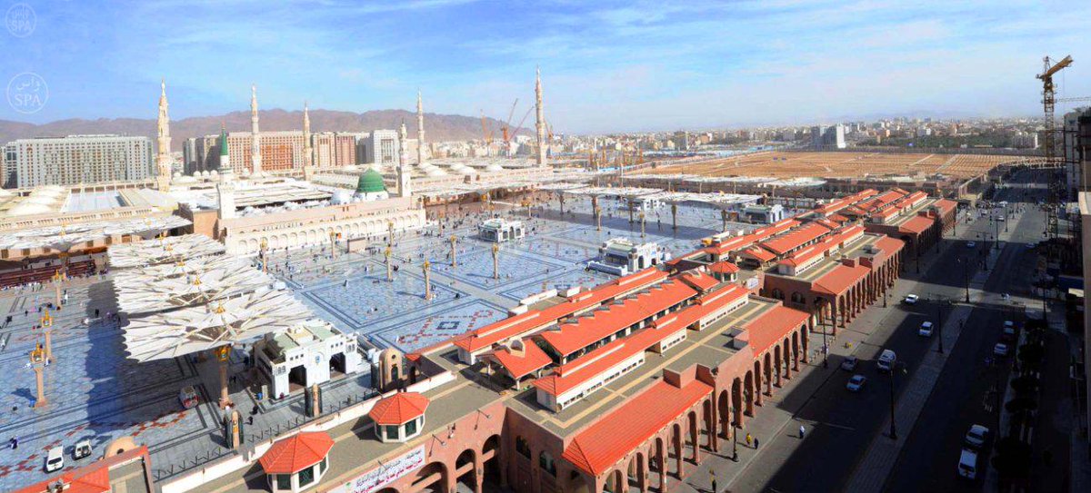 Prophet's Mosque - Masjid Nabawi B7OVuhWCcAAwFdP