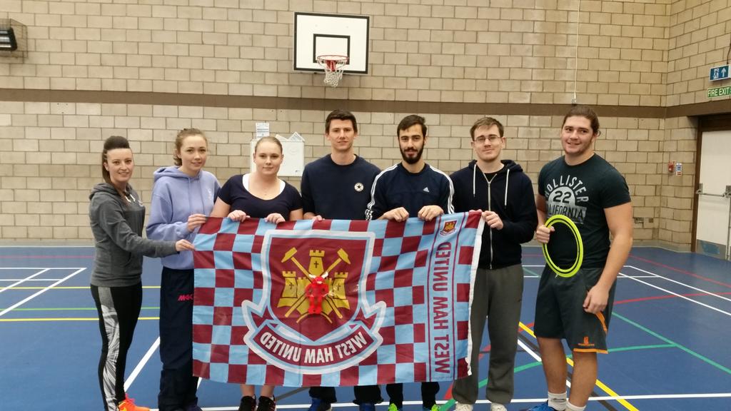 Frisbeasts_'s tweet photo. squad photo! #UobSportEd1415 http://t.co/Asy9GDdrZ1