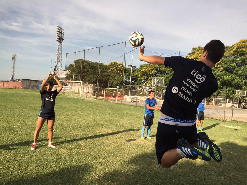 CCP1912oficial's tweet photo. La #Reserva entrena a estas horas en #LaOlla. Danilo Ortiz y Oscar Romero activan con esta categoría. #Pretemporada http://t.co/XggQAV5uXI