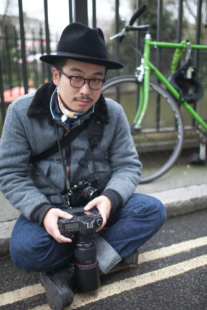 Wwdjapan 最新スナップ ロンドン メンズ コレクションでは スナップを撮る人も撮られる人もオシャレ カメラマンの ファッションも注目です Http T Co Itwd7grlhx Lcm Lcm15 Snap Http T Co Hmt2ne3g Twitter