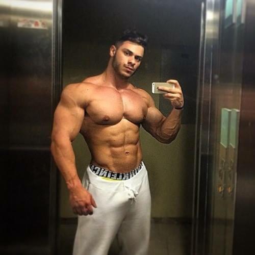 かっこいい筋肉