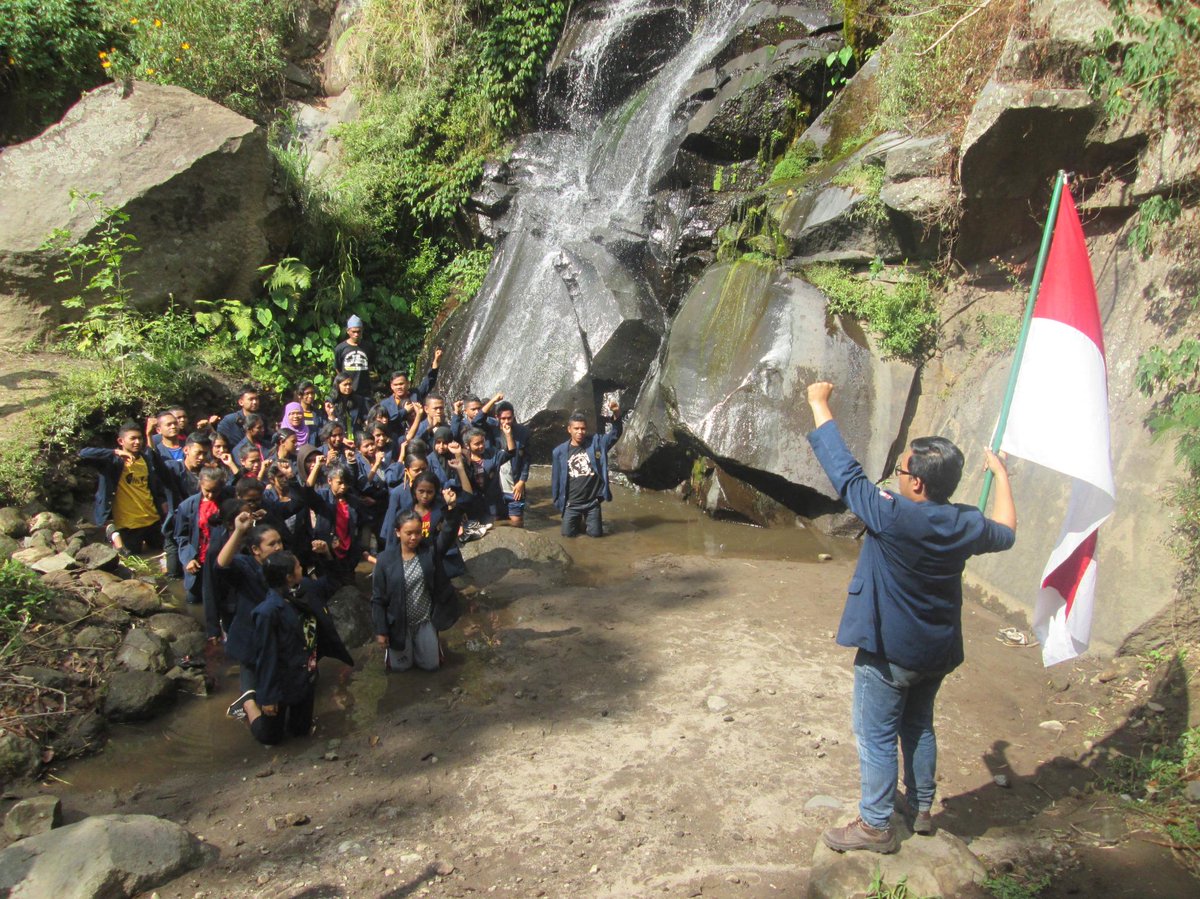 Sumpah Mahasiswa Diklat HMP2014 at coban talun kota batu