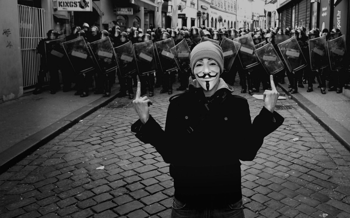 16 Maddede 'İnternette Saati 10 Dolara Kiralanabilen' Siber Ordular Gerçeği oned.io/h/435279?o