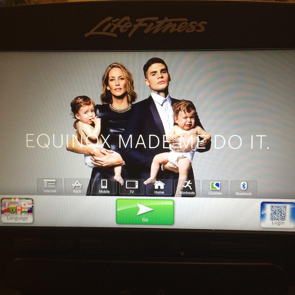 CollisInChicago's tweet photo. What exactly is @Equinox making me do?! Cc: @EquinoxElevator @lindsayayres @Cat__Taylor http://t.co/33eGXgd6Z4