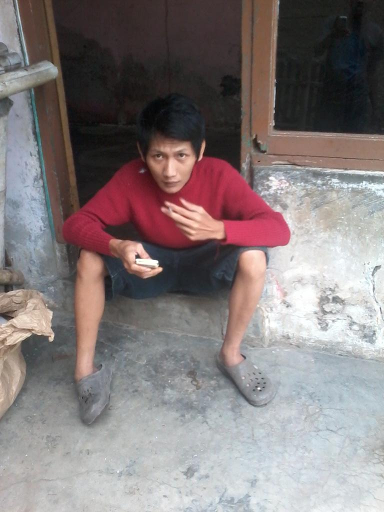 Orang ini lagi gaslowwww 1000000% wkwkwj